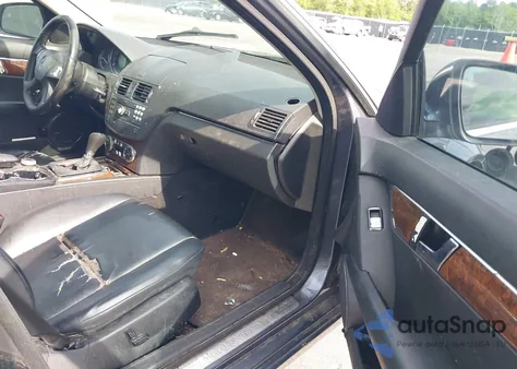 2008 Mercedes-Benz C 300 Luxury/Sport из США, поврежденный, VIN WDDGF54X48F052635